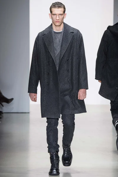 Look 4